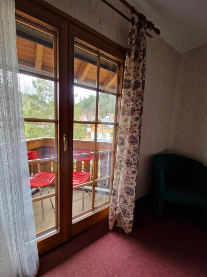 Hostel Zum Loewen تودموس المظهر الخارجي الصورة