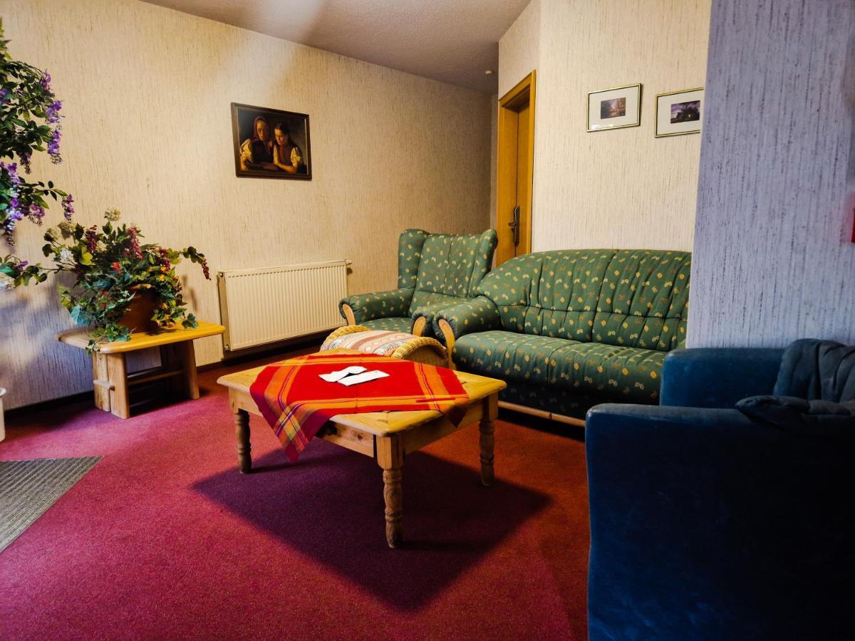 Hostel Zum Loewen تودموس المظهر الخارجي الصورة