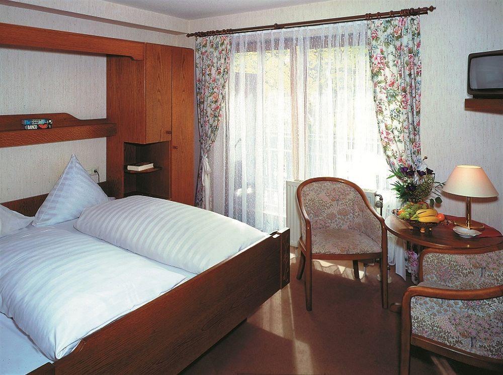 Hostel Zum Loewen تودموس المظهر الخارجي الصورة